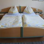 Bauer Vendégház 2*